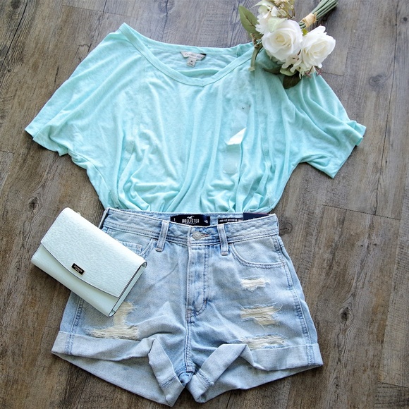 Calvin Klein Jeans Tops - NWT Calvin Klein Jeans Soft Short Sleeve Aqua Tee